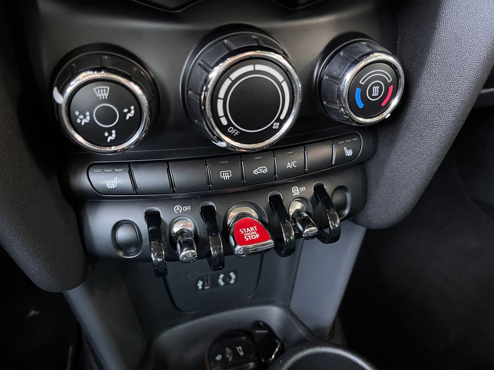 Fahrzeugabbildung MINI Cooper KLIMA PDC SHZ ALU