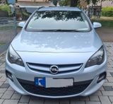Opel Astra Sports Tourer 1.4 Style 103 kW OPC-Line - Opel Astra mit Benzin-Antrieb: Kombi, Opc