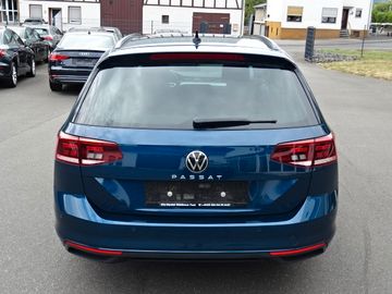 Volkswagen Passat - 6