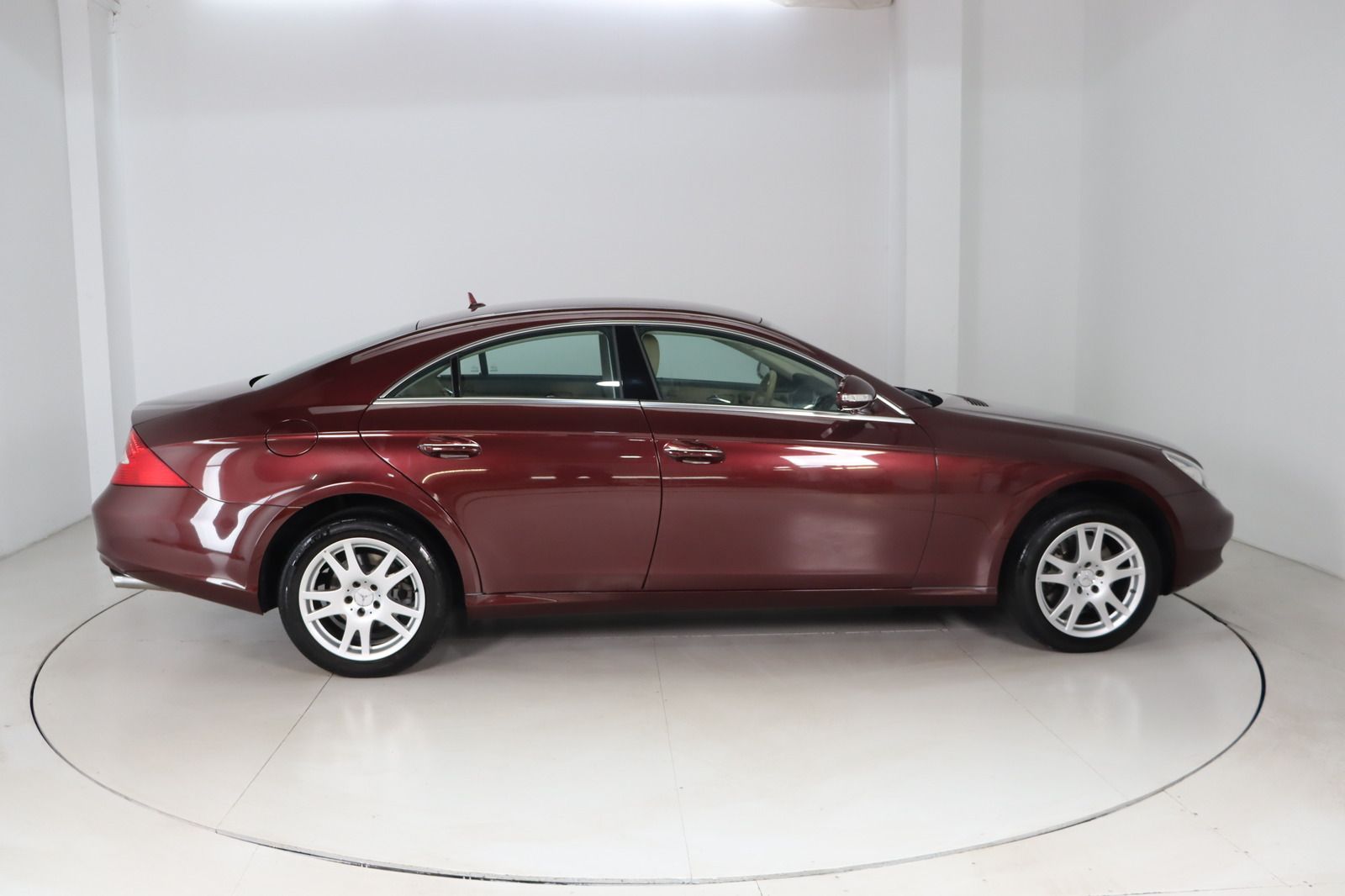 Fahrzeugabbildung Mercedes-Benz CLS 350 CGI Navi * Xenon * 1.Hand