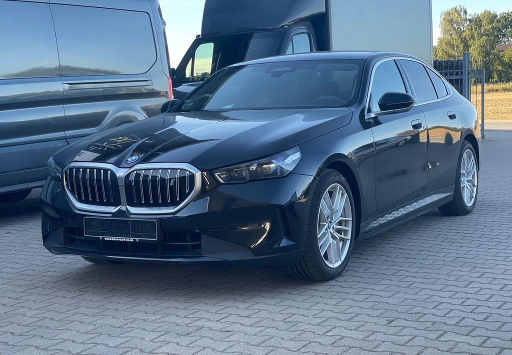 Image of BMW i5