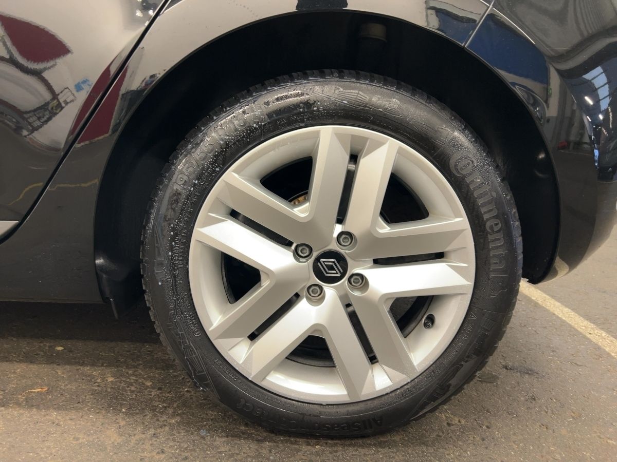 Renault Clio - Bild 19