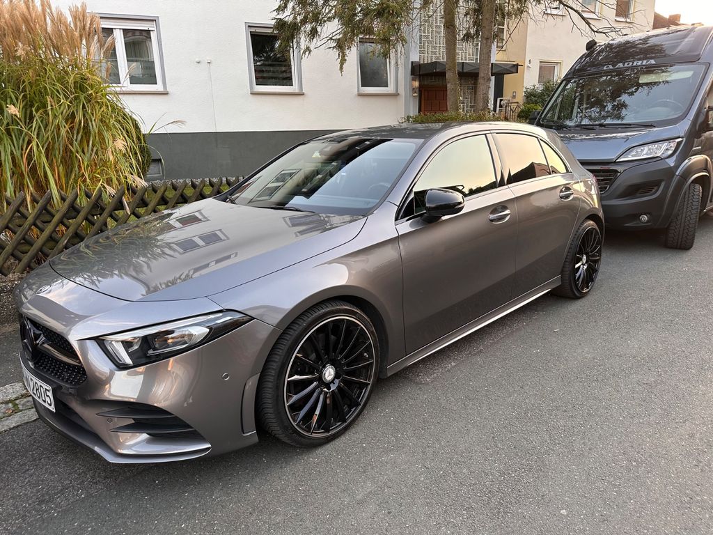 Image of Mercedes-Benz A 220