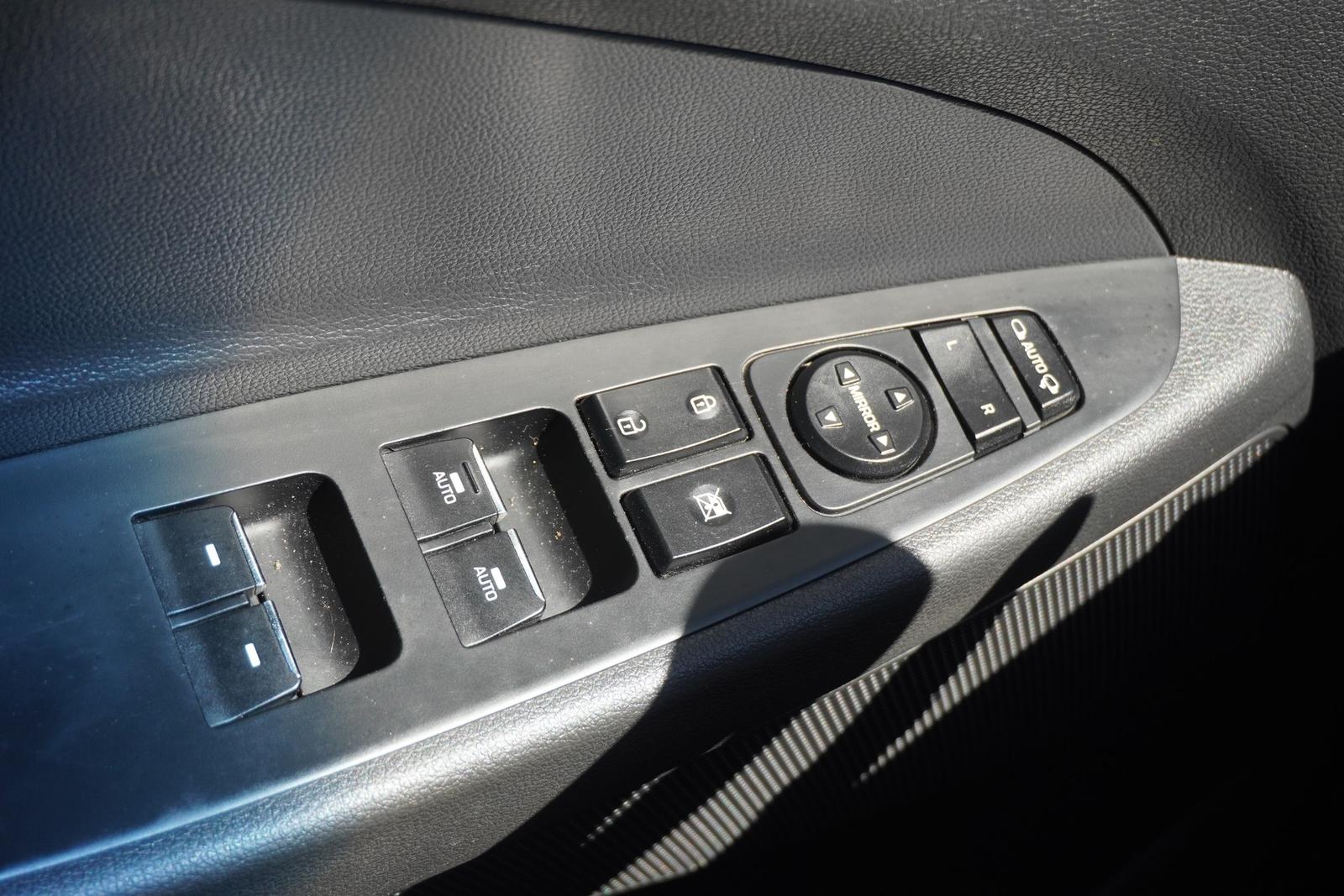 Hyundai Tucson 1.6 T-GDI AAC LED Navi SHZ Kam Alu Temp