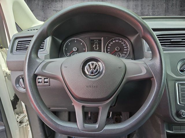 Caddy Kasten 2.0 TDI 4Motion AHK Radio