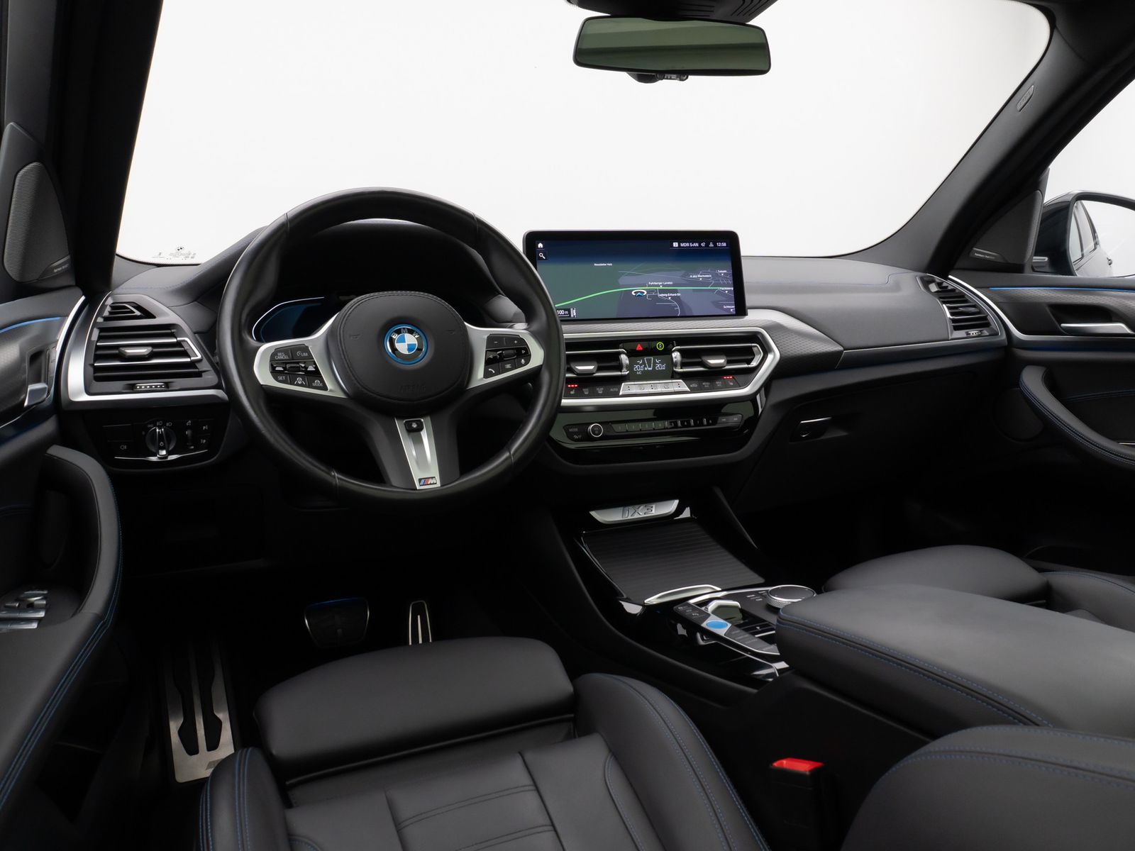 Fahrzeugabbildung BMW iX3 Impressive M Sport Panorama 360°HUD DAB H/K