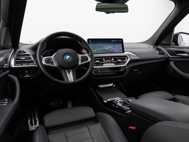 Foto Nummer 39: BMW iX3