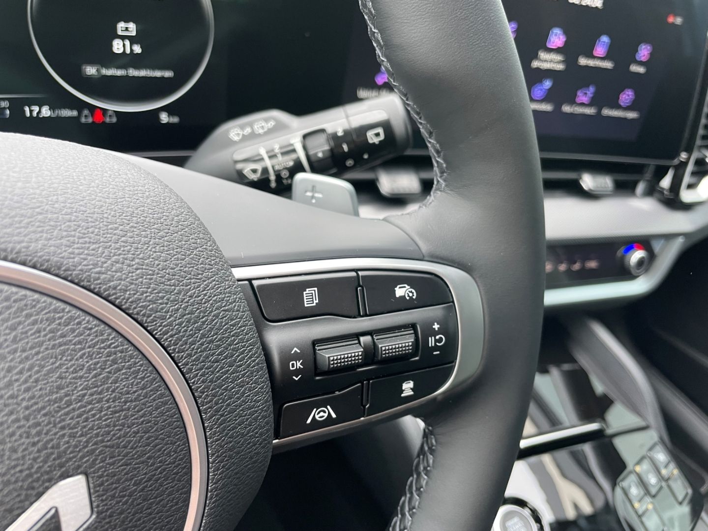 Fahrzeugabbildung Kia Sportage Nightline Mild-Hybrid LED Kamera SHZ