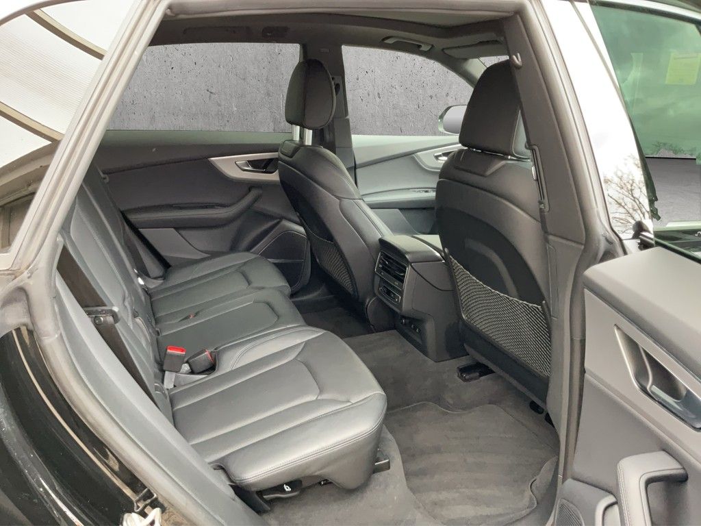 Audi Q8 55 TFSI e quattro tiptronic foto 17