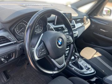 BMW 218 - 10