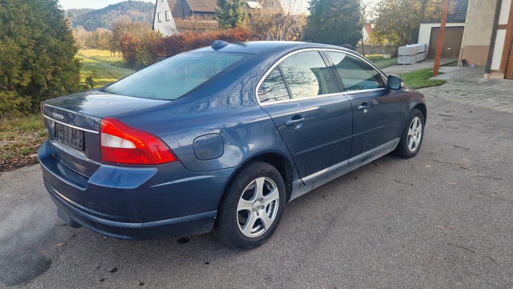 Volvo S80