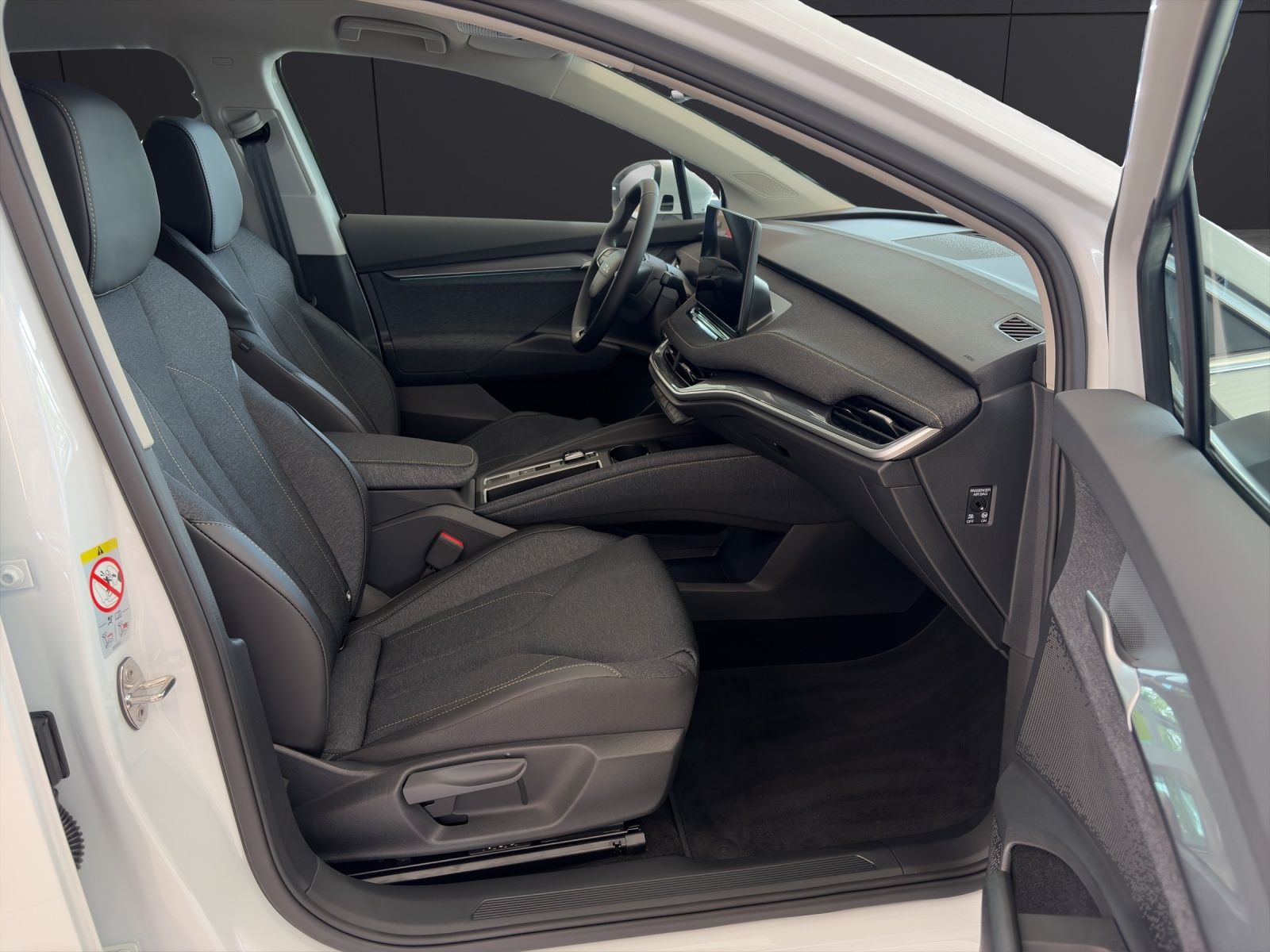 Fahrzeugabbildung SKODA Elroq Selection 60 AHK MATRIX