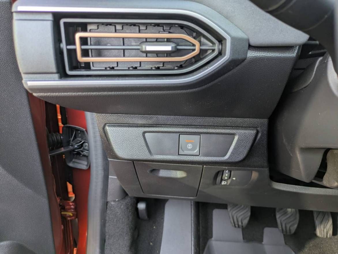Fahrzeugabbildung Dacia Jogger Extreme TCe 110