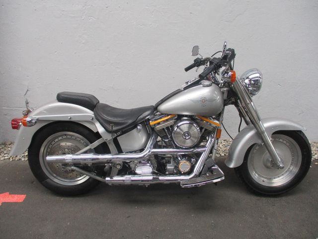 Harley-Davidson Fat Boy Grey Ghost Deutsch 1 Hand