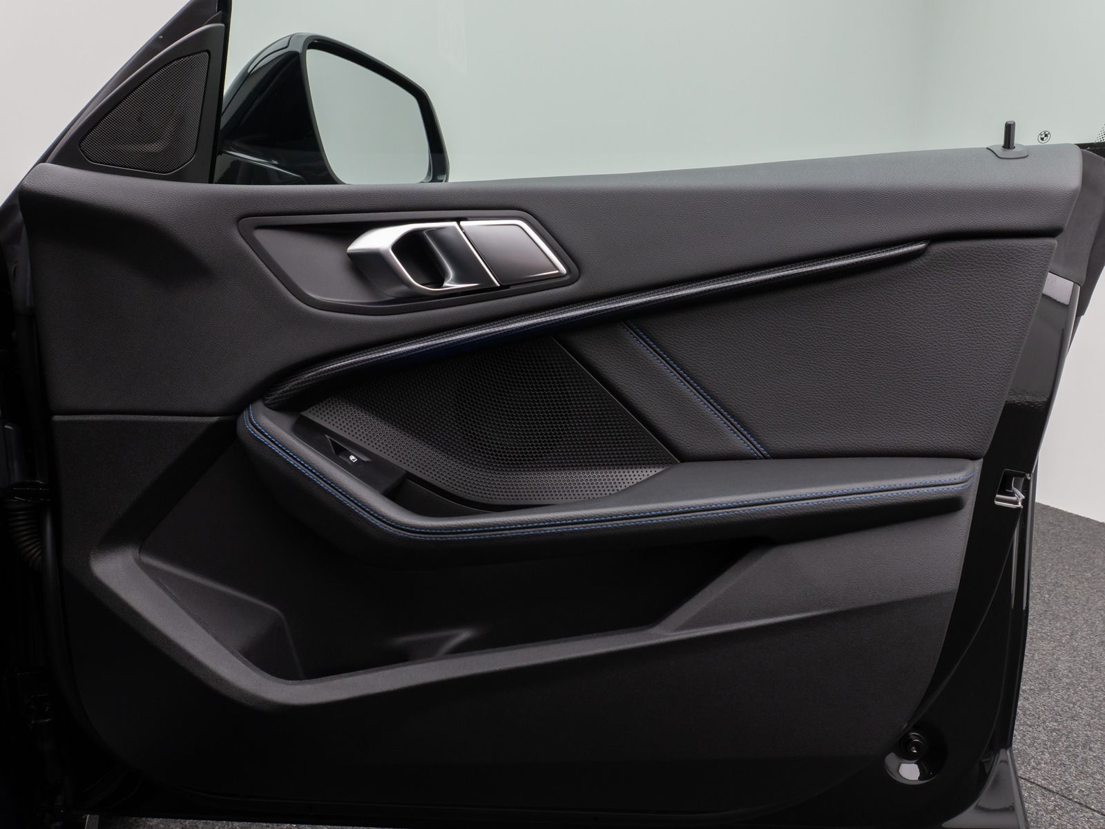 Fahrzeugabbildung BMW 220i Gran Coupé M Sport Kamera DAB HiFi 19Zoll