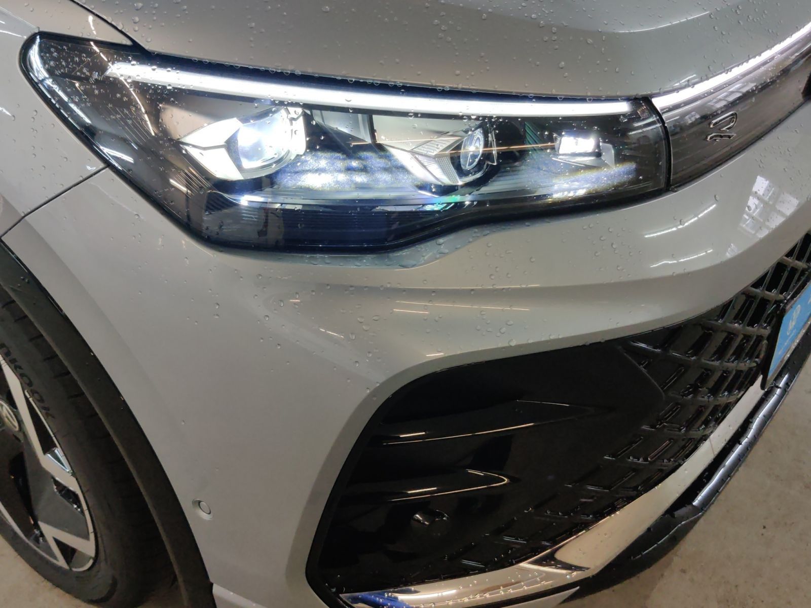Volkswagen Tiguan - Bild 17