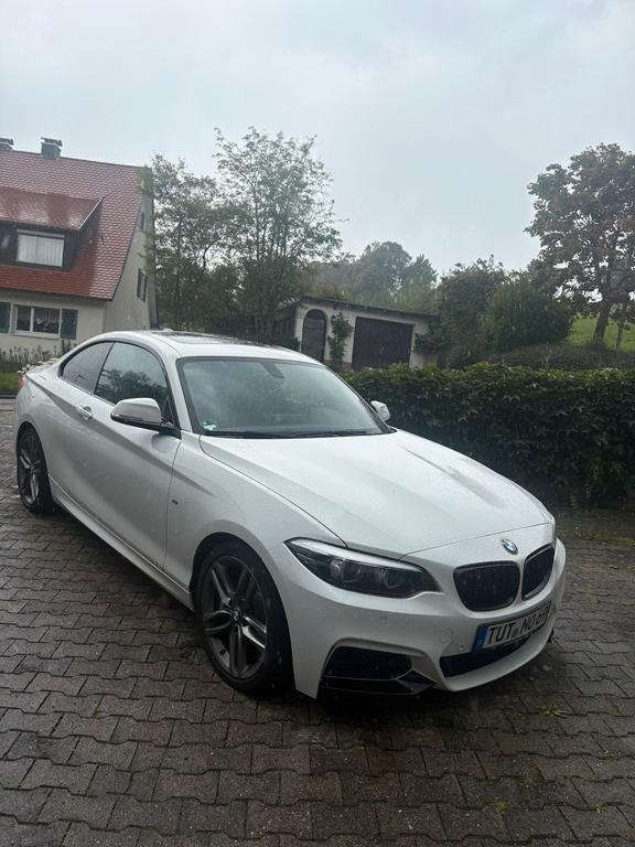 BMW 218