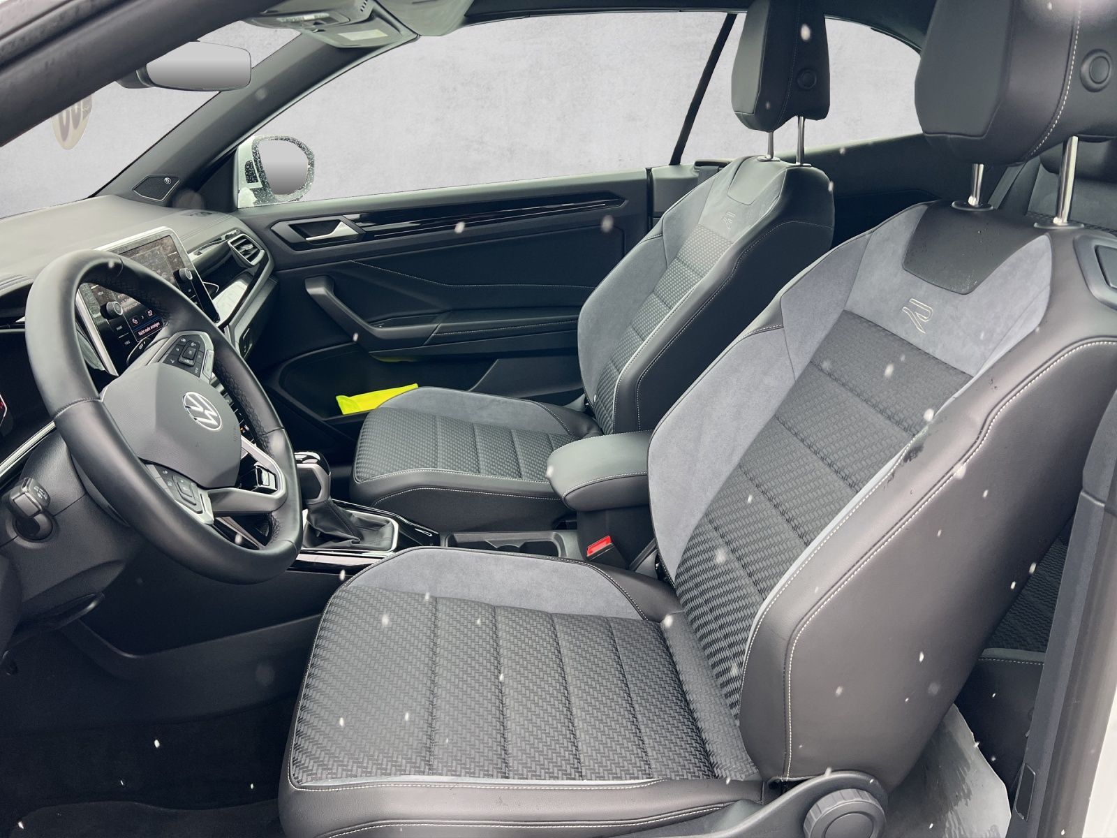 T-Roc Cabriolet R-Line 1.5 l TSI DSG AHK*Navi*Ka