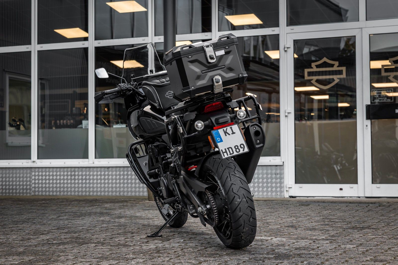 Fahrzeugabbildung Harley-Davidson RA1250S Pan America Special - TOURING PAKET