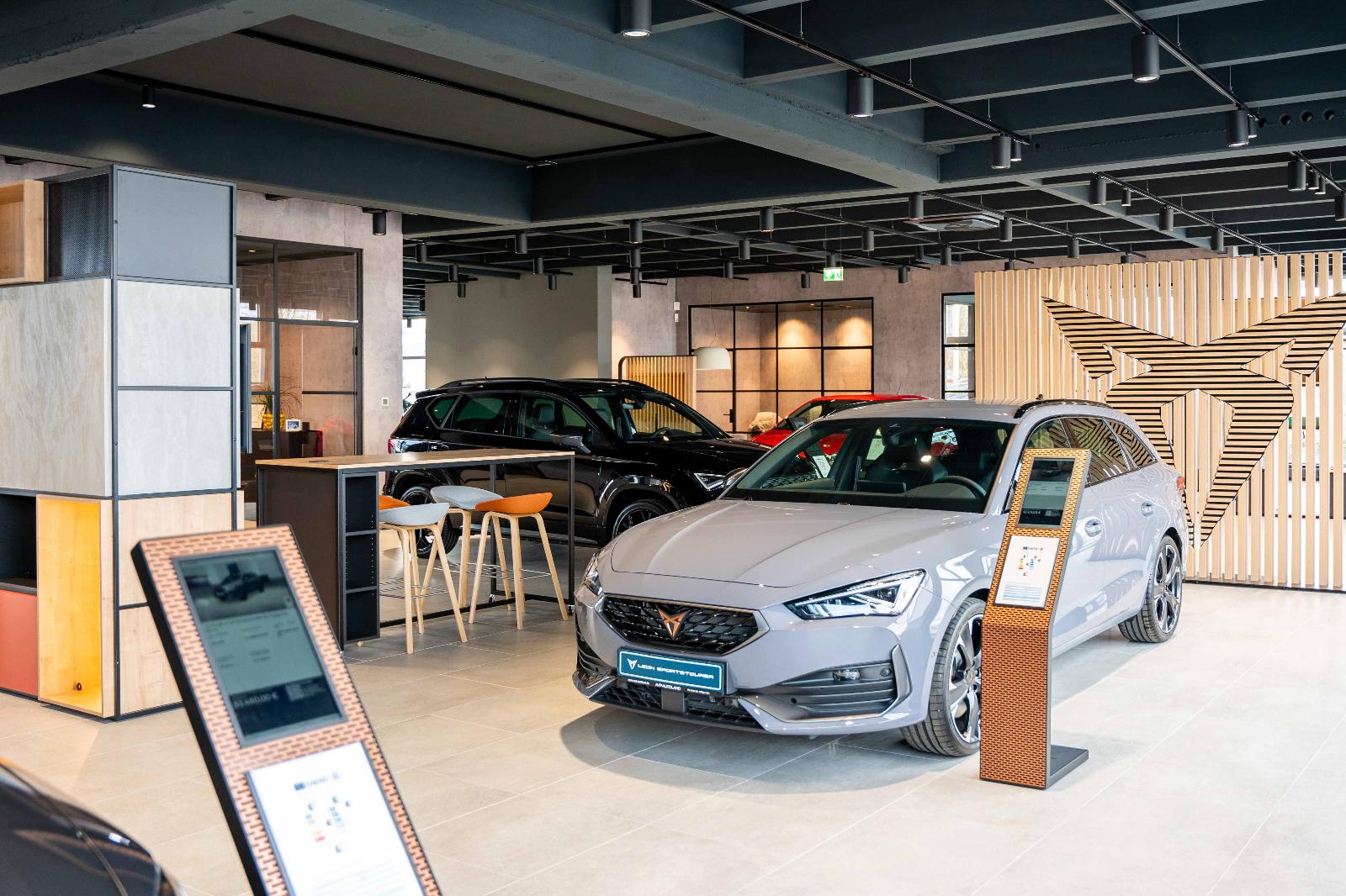 showroom-image-main