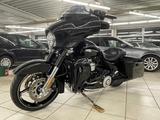 Harley-Davidson Street Glide CVO 110 inch°Screamin Eagle°LED°Nav - Offers matching your search criteria