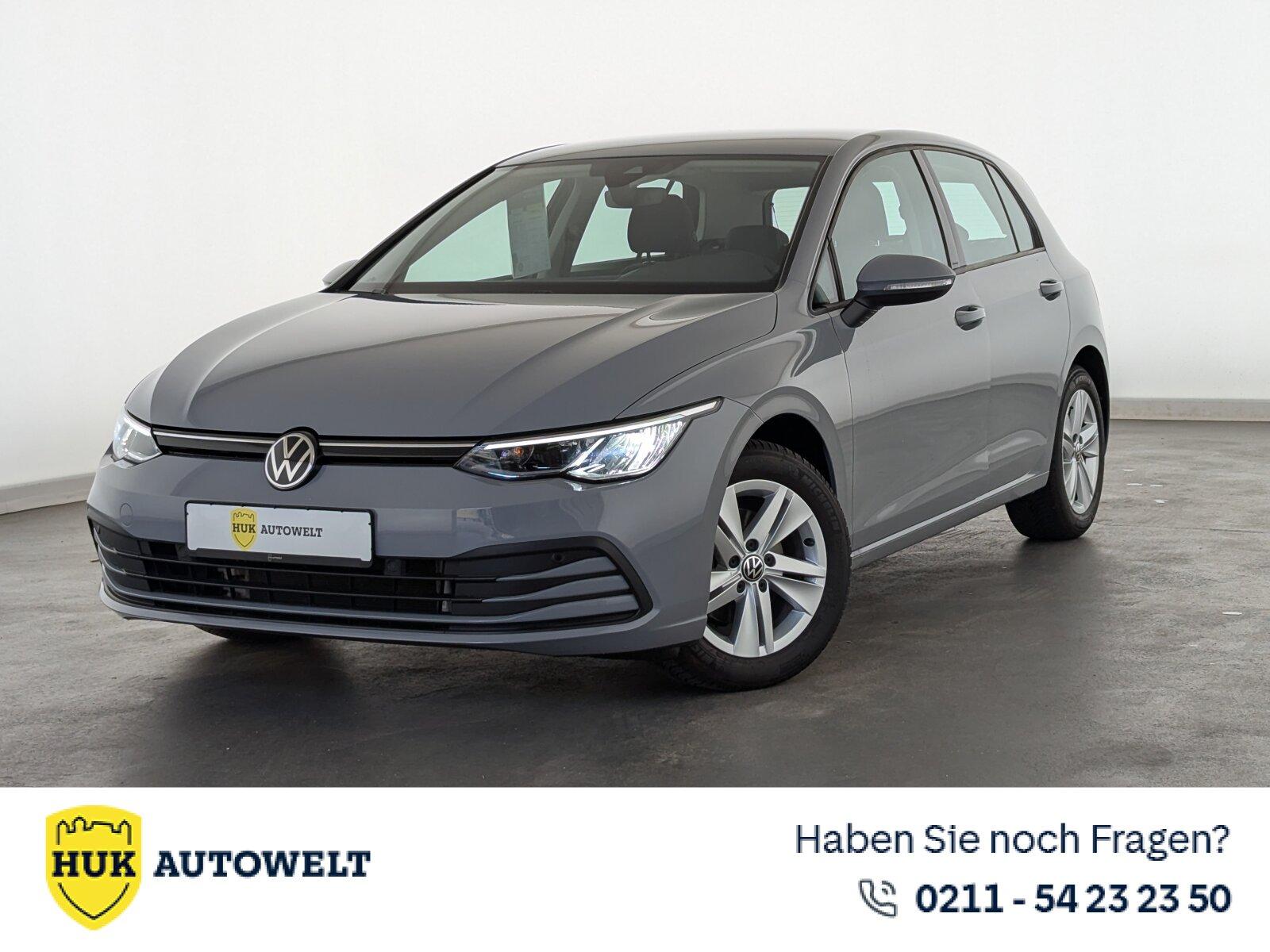 Volkswagen Golf VIII 1.5 eTSI Life LED+NAVI+SHZ+PDC+ACC+