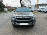 Toyota Hilux 2.8 Invincible Double Cab *Hardtop+JBL* - Toyota Hilux mit Diesel-Antrieb: Hardtop