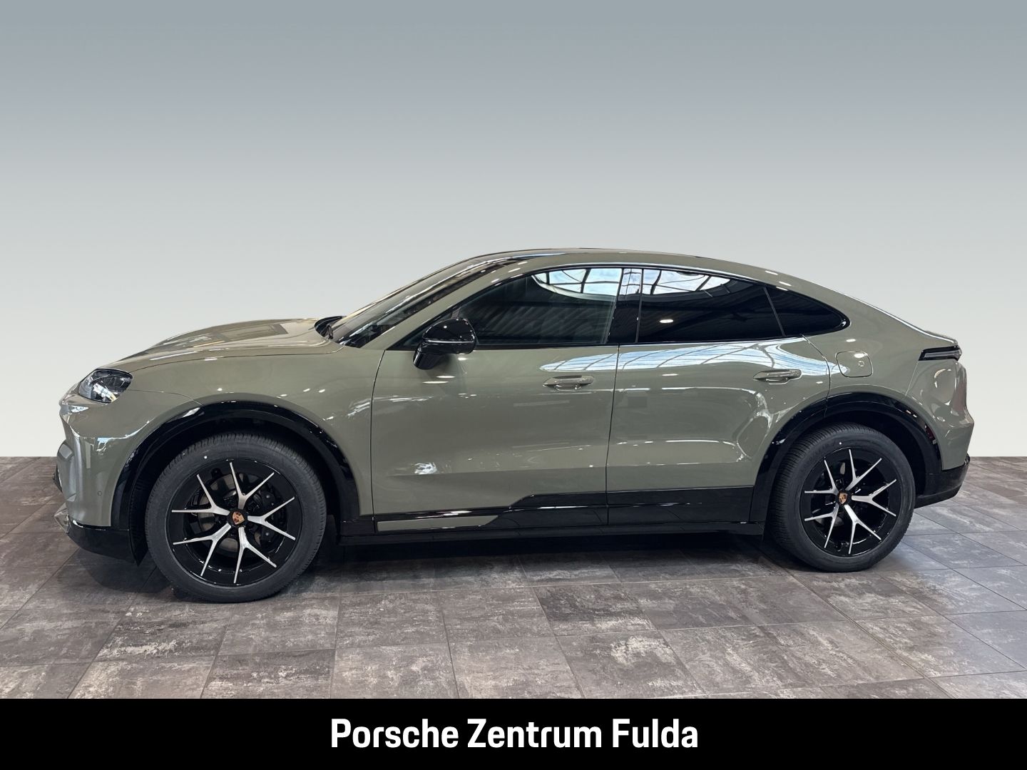 Porsche Cayenne Coupe Electric imagem 2