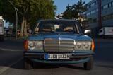 Mercedes-Benz 240 D - W123 - Oldtimer in Chinablau - inkl.TÜV  - Mercedes-Benz 240 Gebrauchtwagen