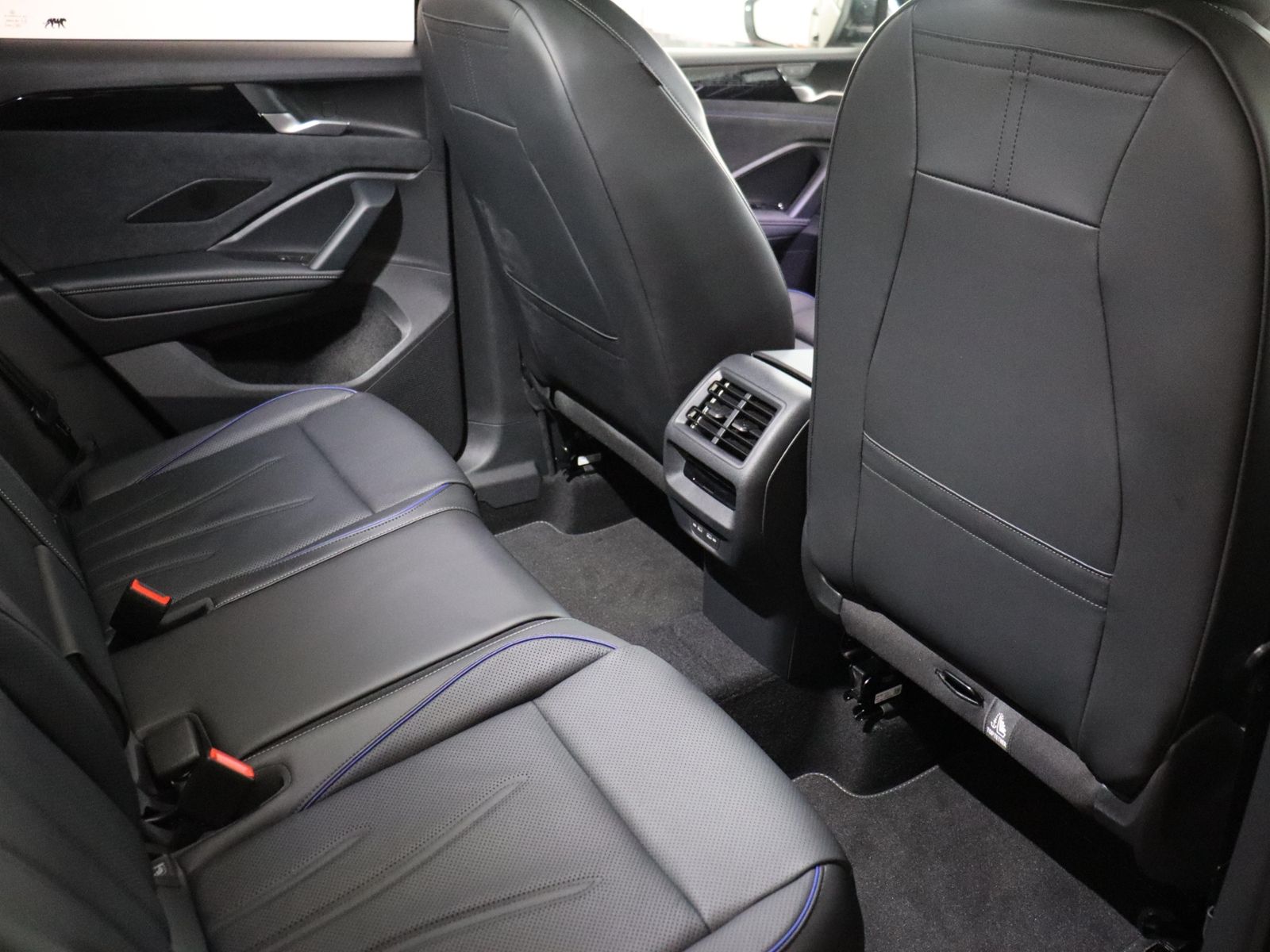 Volkswagen Tiguan - Bild 13