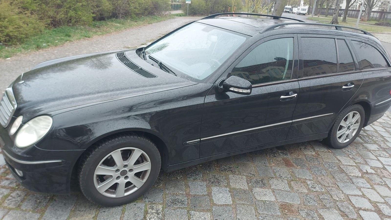 Mercedes-Benz E 220