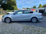 Volkswagen Passat ComfortlineBlueMotion*1.H*Navi*SD*PDC*Key - gebrauchte VW Passat aus dem Jahr 2011