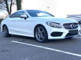 Mercedes-Benz C 180 Coupe*AMG Line*PANO*NAVI*LED Paket*LEDER* - Mercedes-Benz C-Klasse: AMG Paket