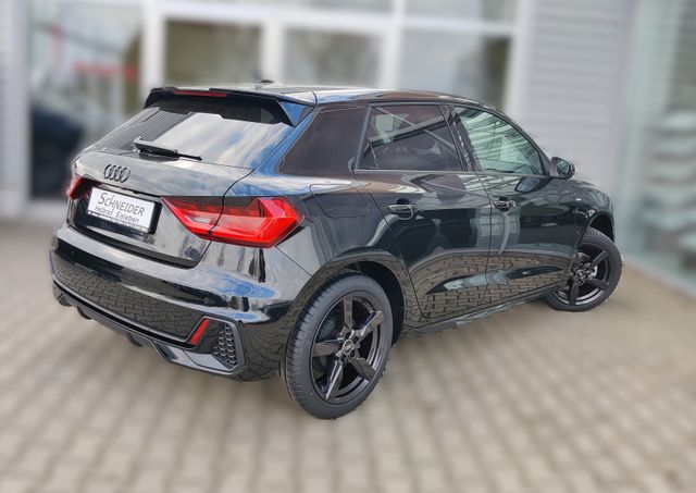 A1 Sportback S line 25 TFSI S tro +1000,- Tanken