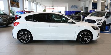 Fahrzeugabbildung Ford Focus Lim. ST-Line   Winterpaket/Navi/Alu/AHK