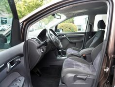 Fahrzeugabbildung Volkswagen Touran Highline DSG 7-Sitzer Tempomat SHZ PDC!