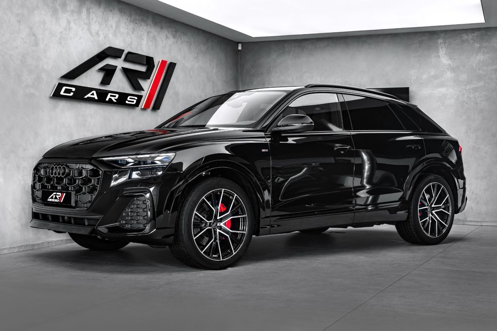 Image of Audi Q8