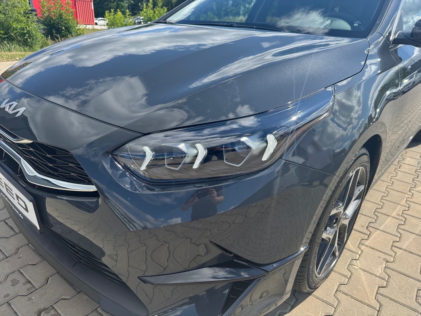 Fahrzeugabbildung Kia CEED_5 1.0T 48V DCT 100 ULTIMATE STY JBL    JUNI