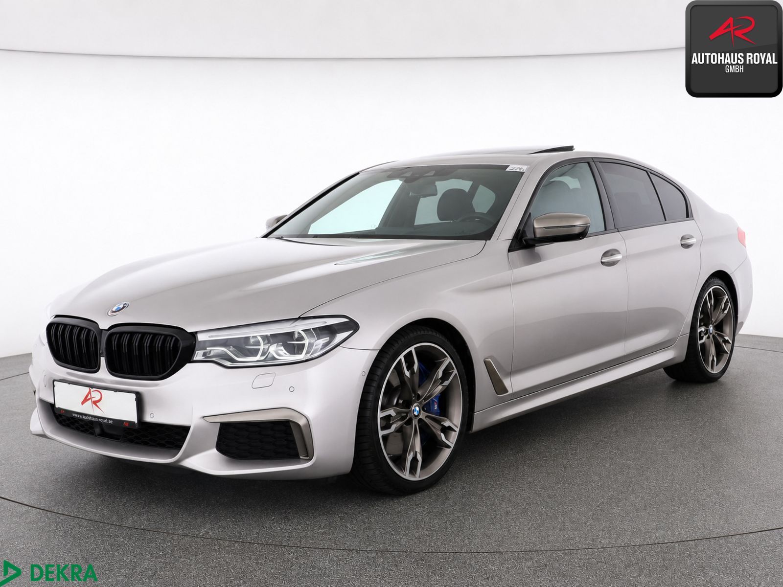 BMW M550 i xDrive BOWERS+W,FOND-TV,SOFTCLOSE,360GRAD