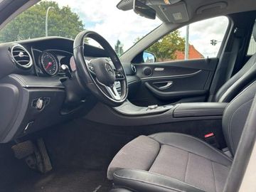 Mercedes-Benz E 200 2.0 Avantgarde Aut. Limousine