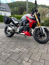BMW F900R - BMW R 90