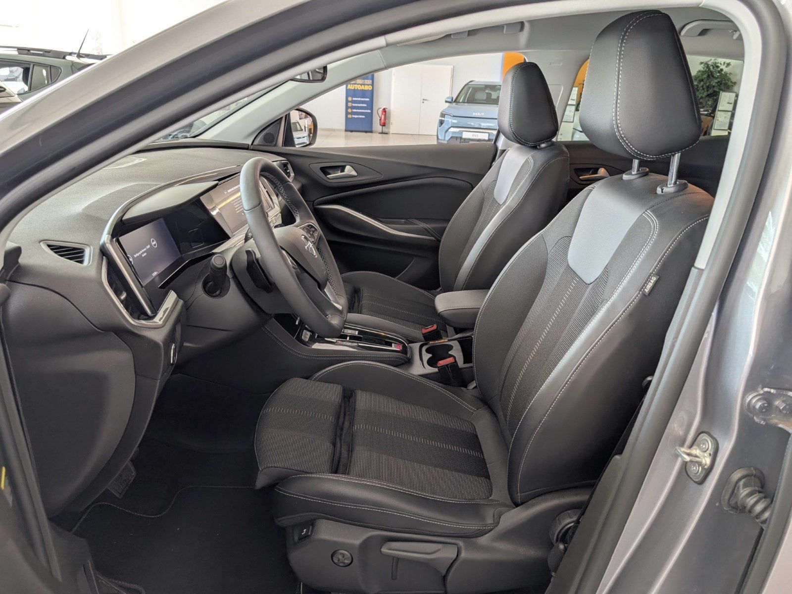 OPEL Grandland X Grandland 1.2 Turbo GS AT8 AHK IntelliLux Navi – Bild 8