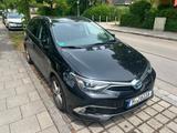 Toyota Auris Touring Sports Hybrid Executive - Toyota Auris Gebrauchtwagen in München