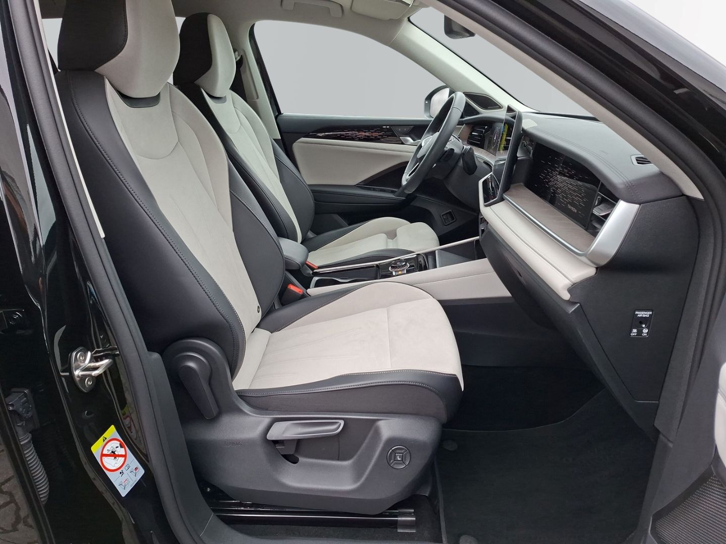 Tayron 1.5 TSI eHybrid Elegance *AHK*MATRIX*