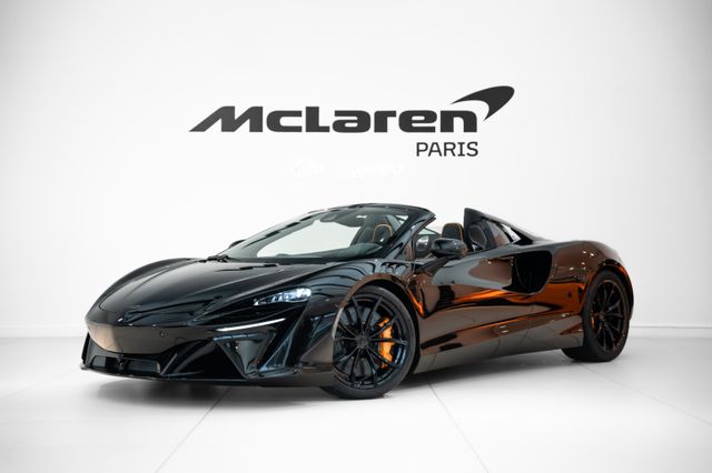 McLaren Artura Spider