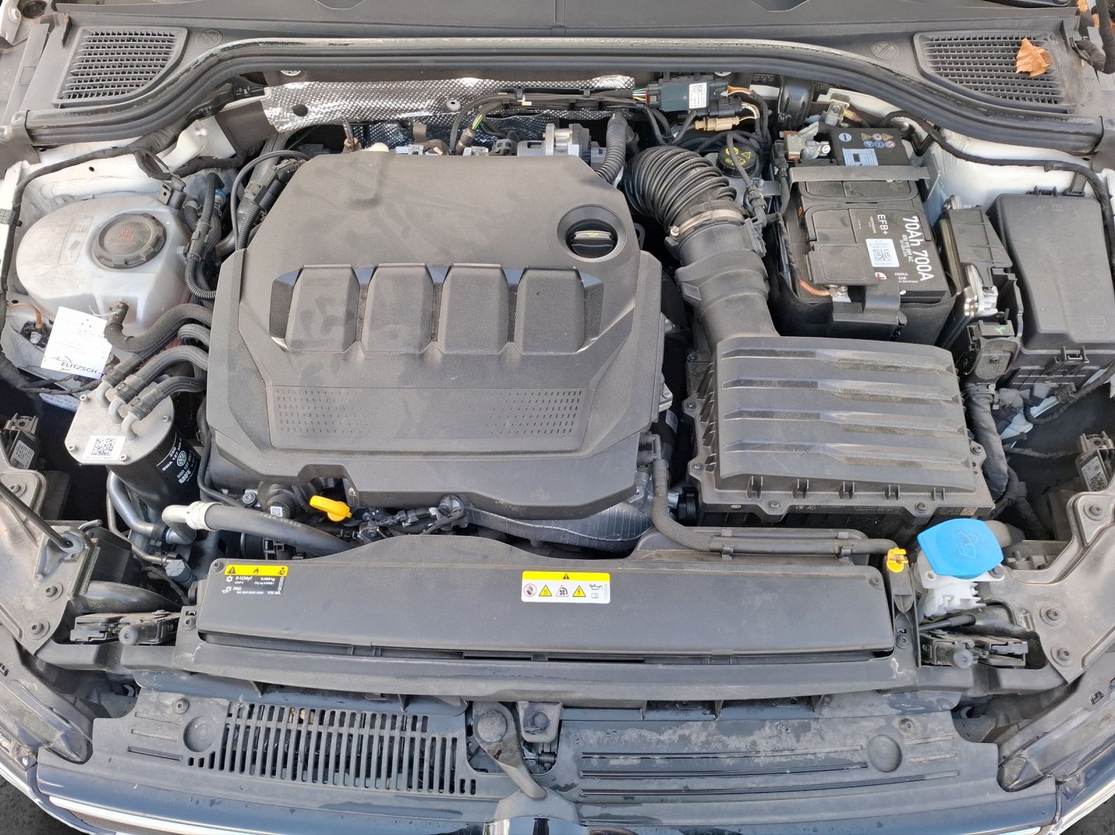 Fahrzeugabbildung Volkswagen Golf VIII GTD LEDplus Navi AID ACC PDC SH 19"