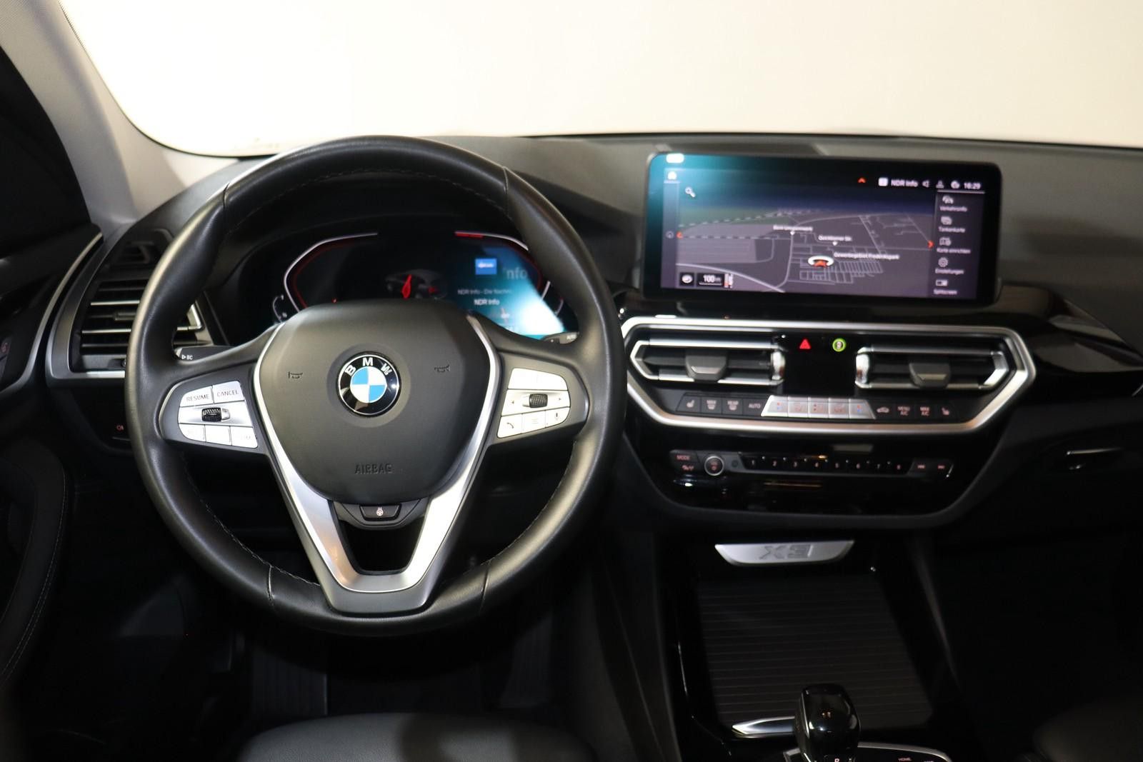 BMW X3 xDrive 30 d LED*NAVI*AHK*CAM foto 11
