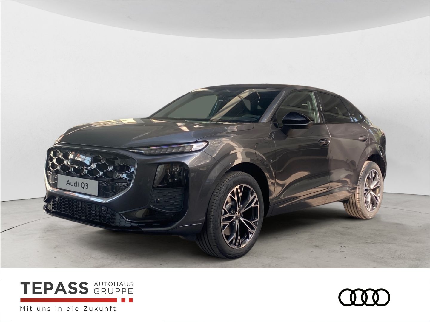 Audi Q3 Sportback e-HYBRID TECH PLUS S LINE PANO OLD foto 1
