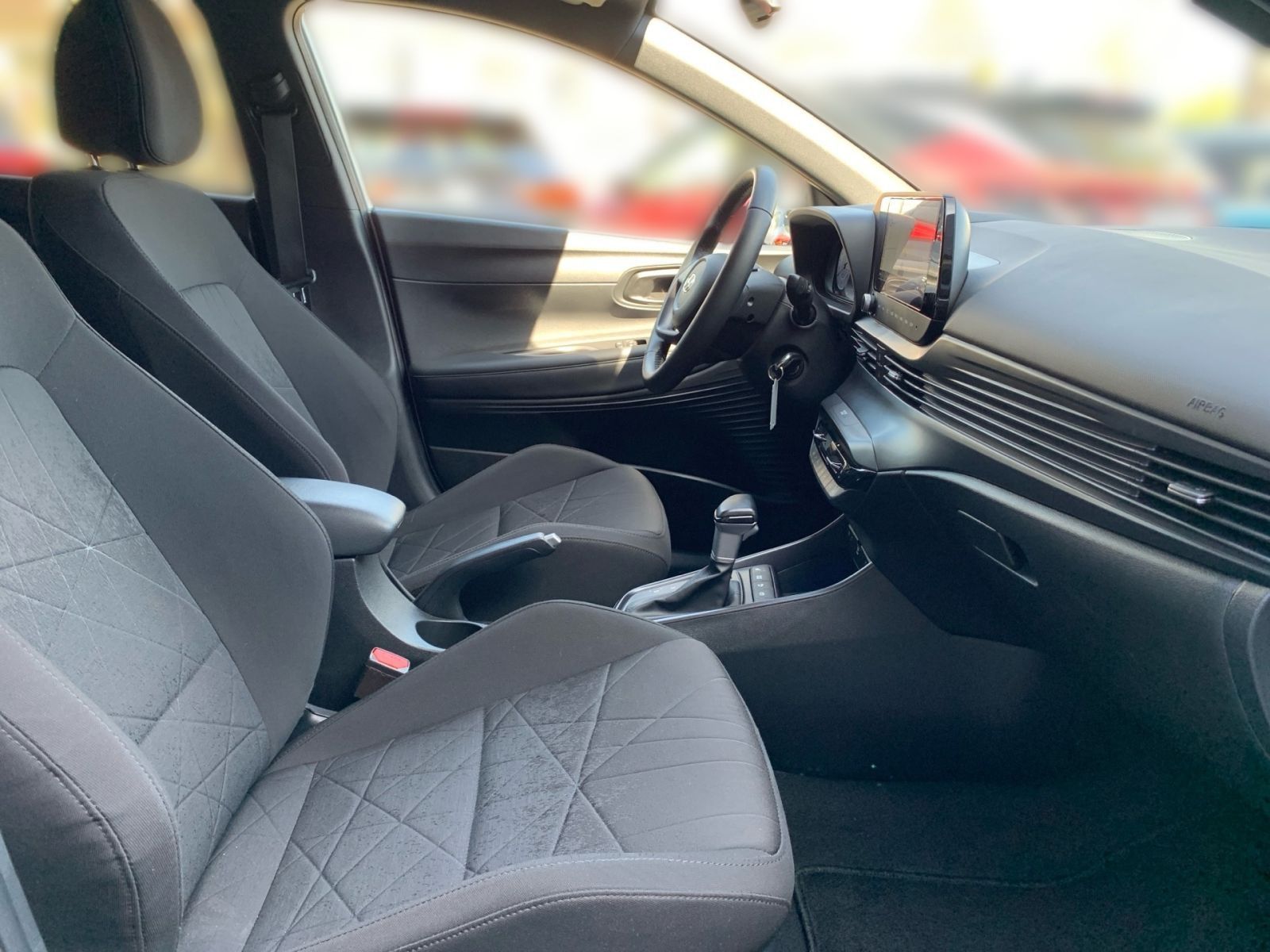 Fahrzeugabbildung Hyundai BAYON 1.0 T-GDI 7-DCT Connect & Go Mild-Hybrid N