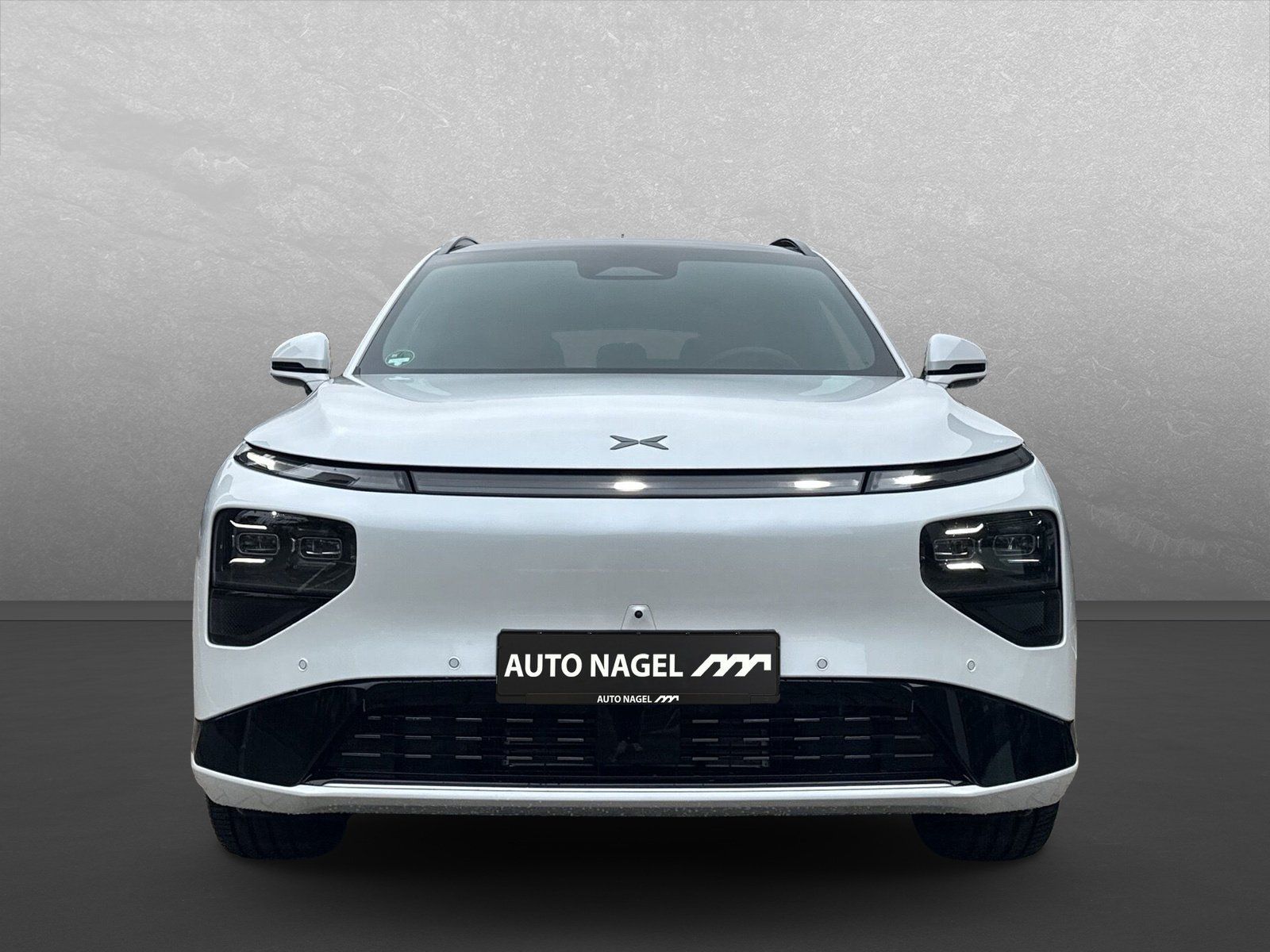 XPENG G9